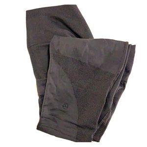 LULULEMON Grey Zone In Crop Pant